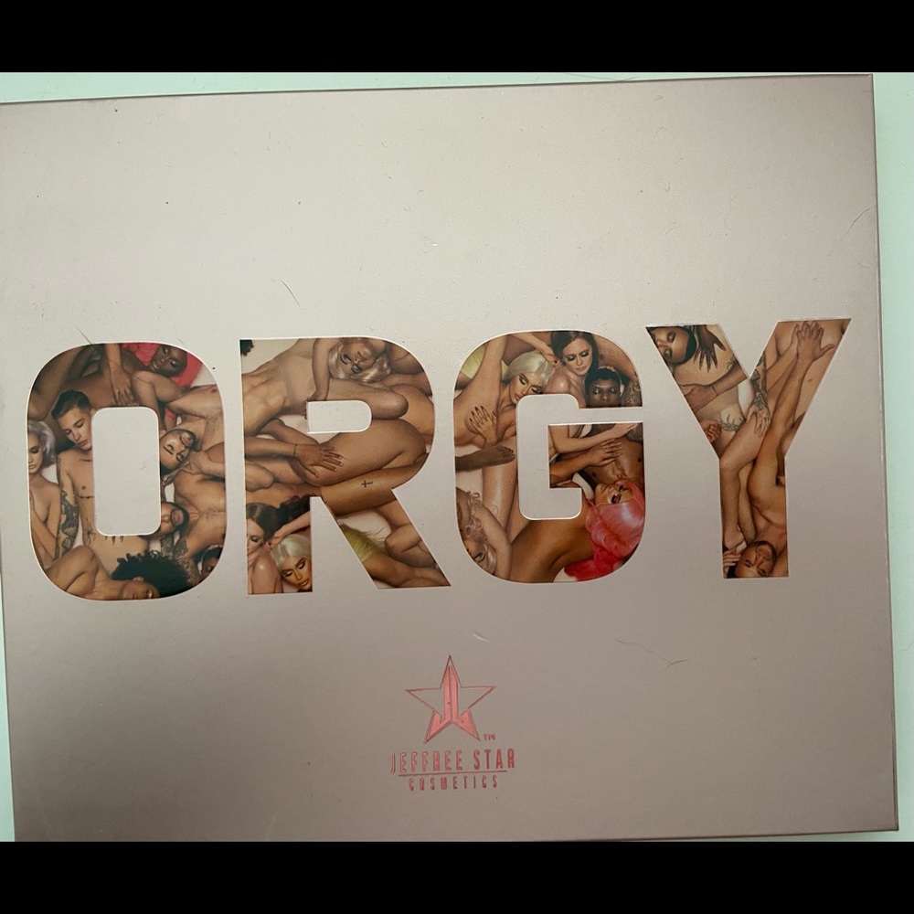 Jeffree Star Orgy palette